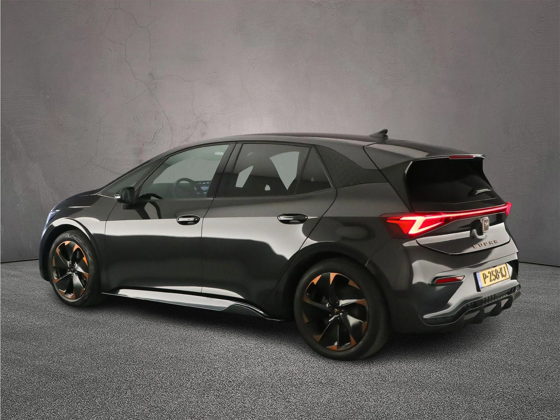 Hoofdafbeelding CUPRA Born