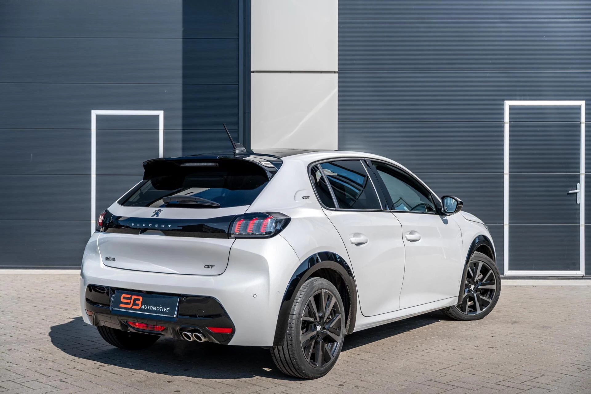 Hoofdafbeelding Peugeot 208