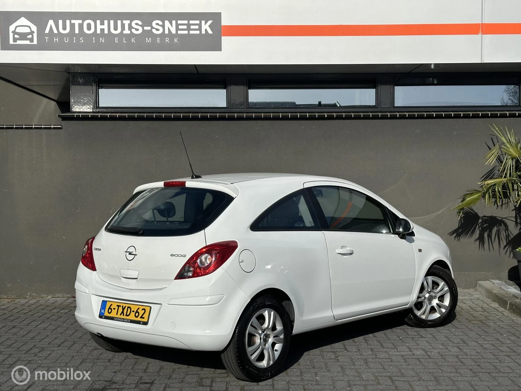 Hoofdafbeelding Opel Corsa