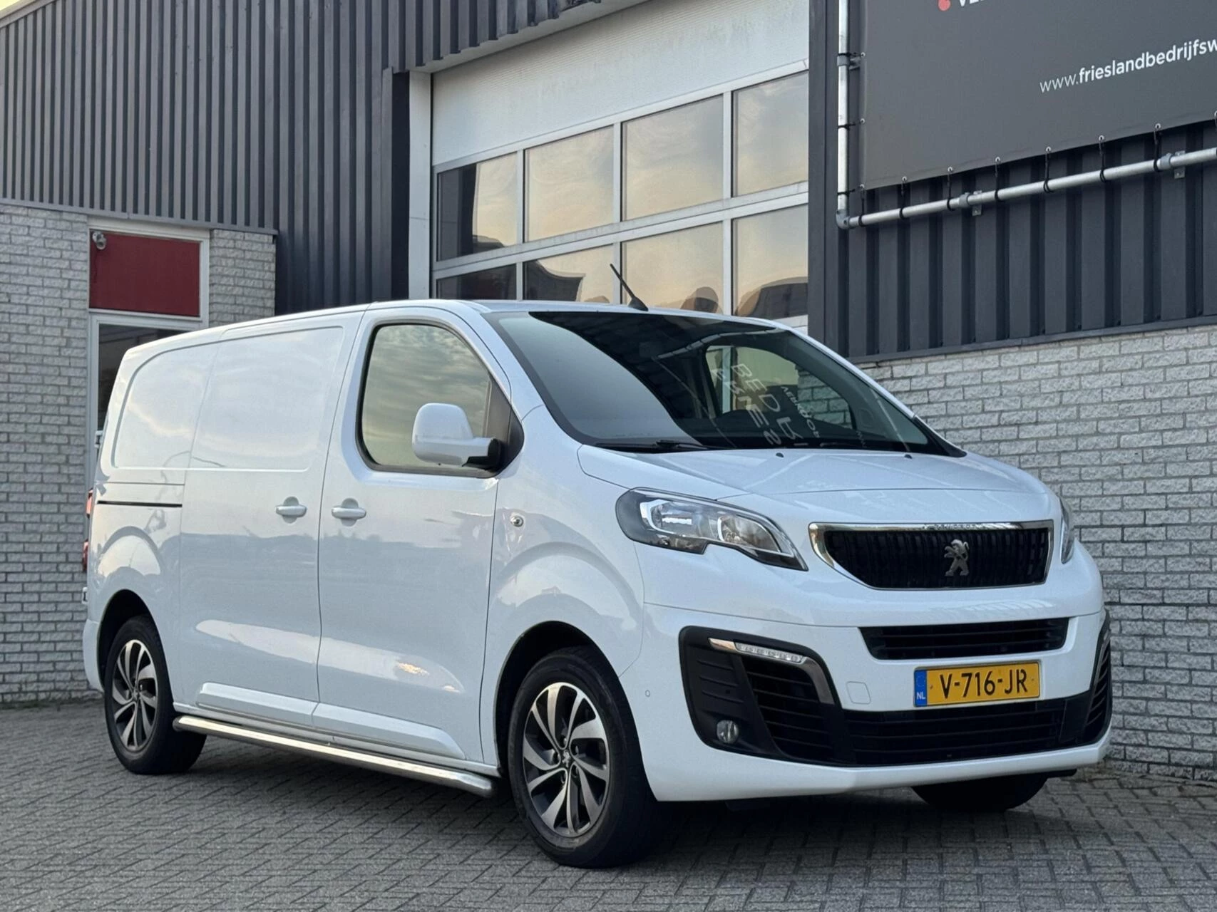 Hoofdafbeelding Peugeot Expert