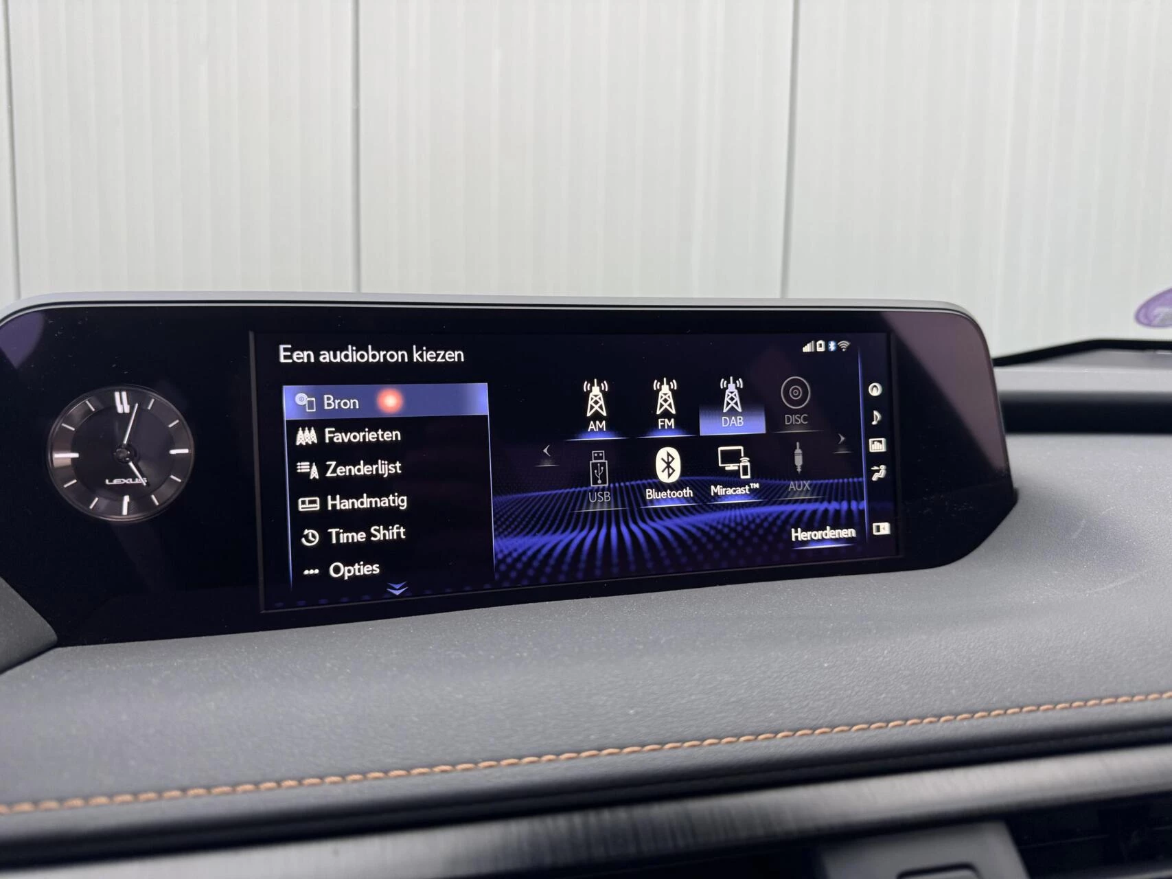 Hoofdafbeelding Lexus UX