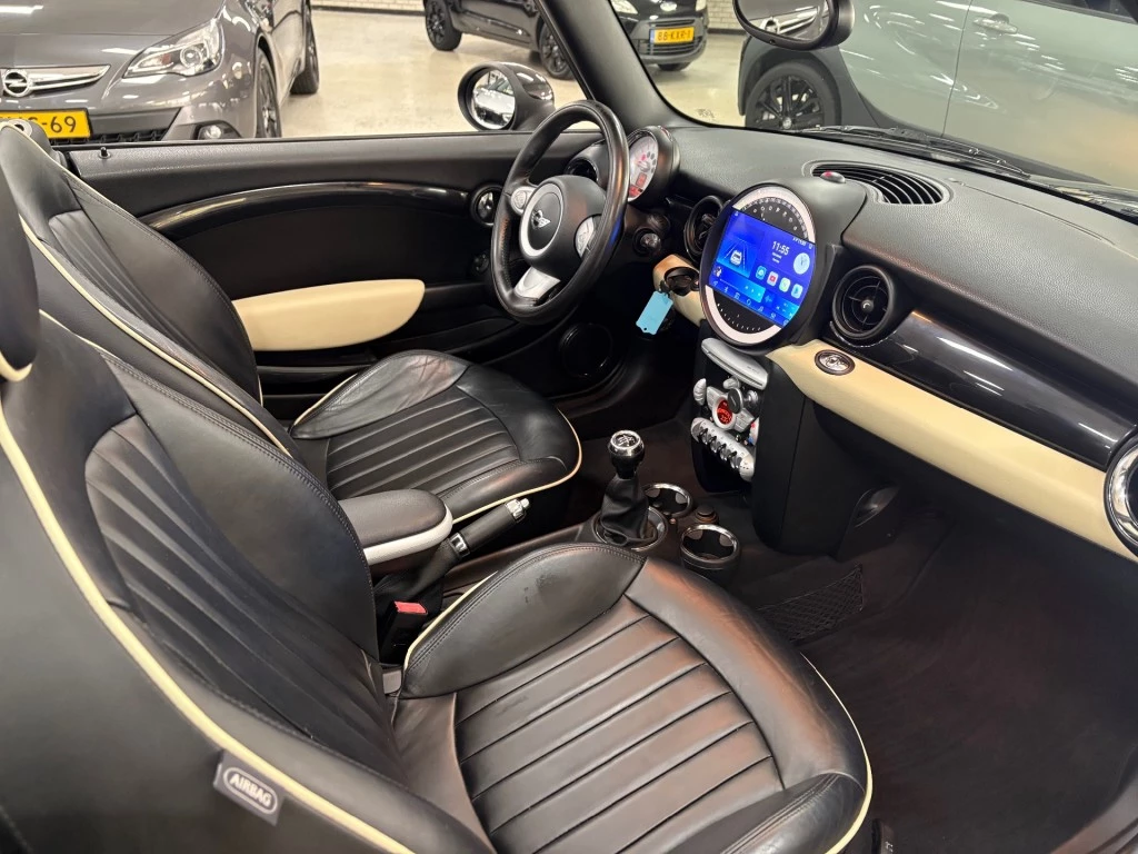 Hoofdafbeelding MINI Cabrio