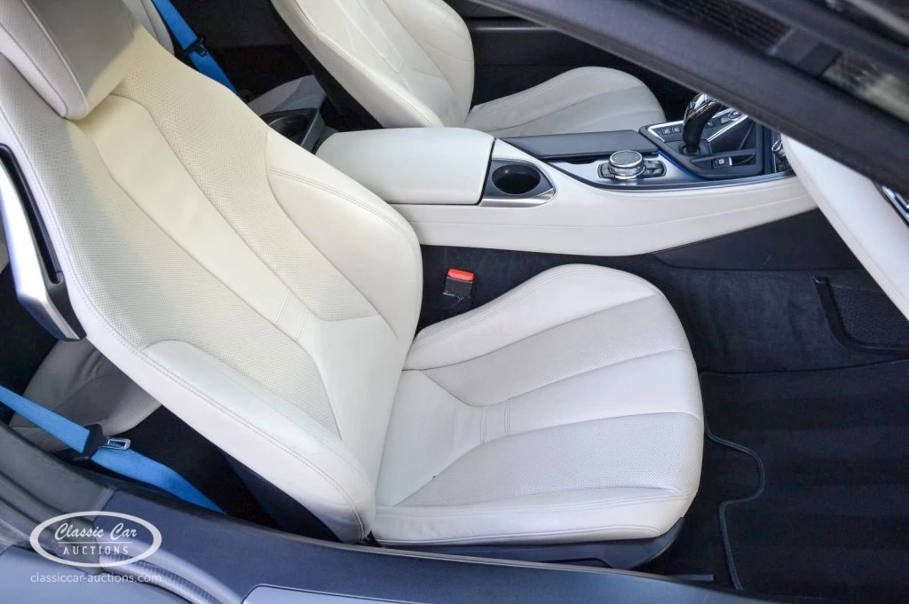 Hoofdafbeelding BMW i8