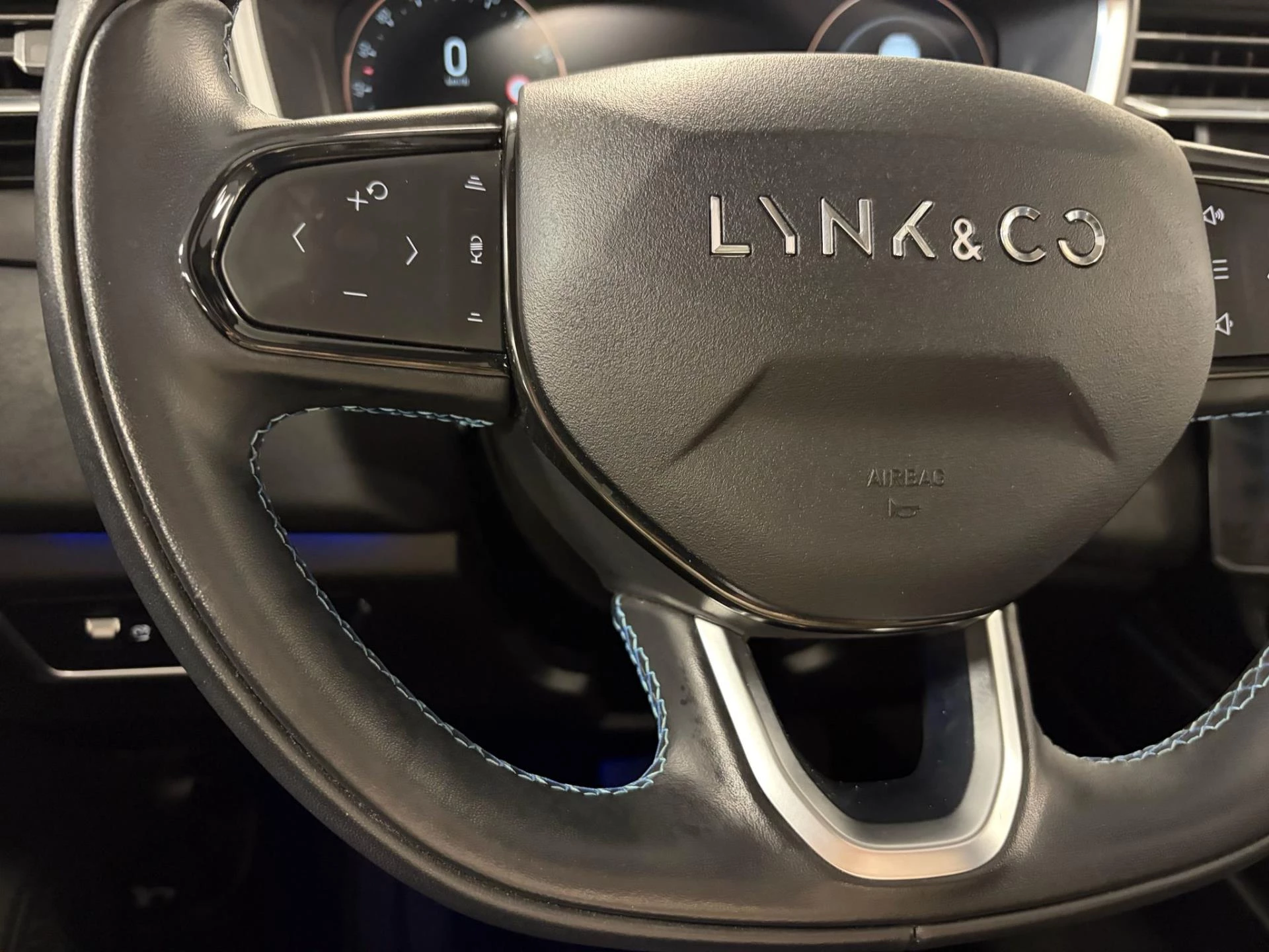 Hoofdafbeelding Lynk & Co 01