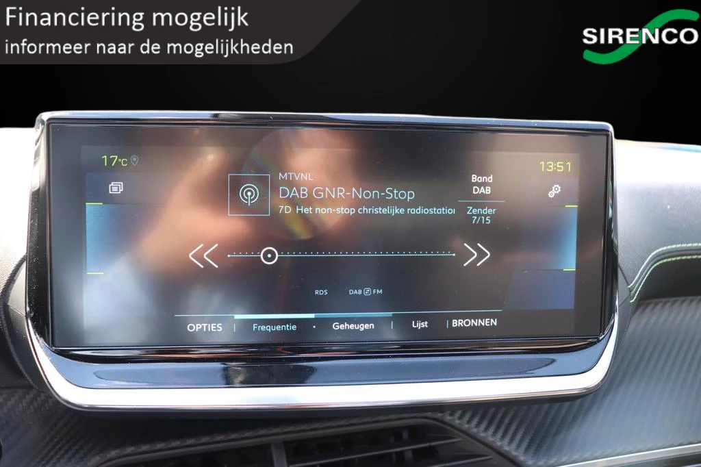 Hoofdafbeelding Peugeot e-2008