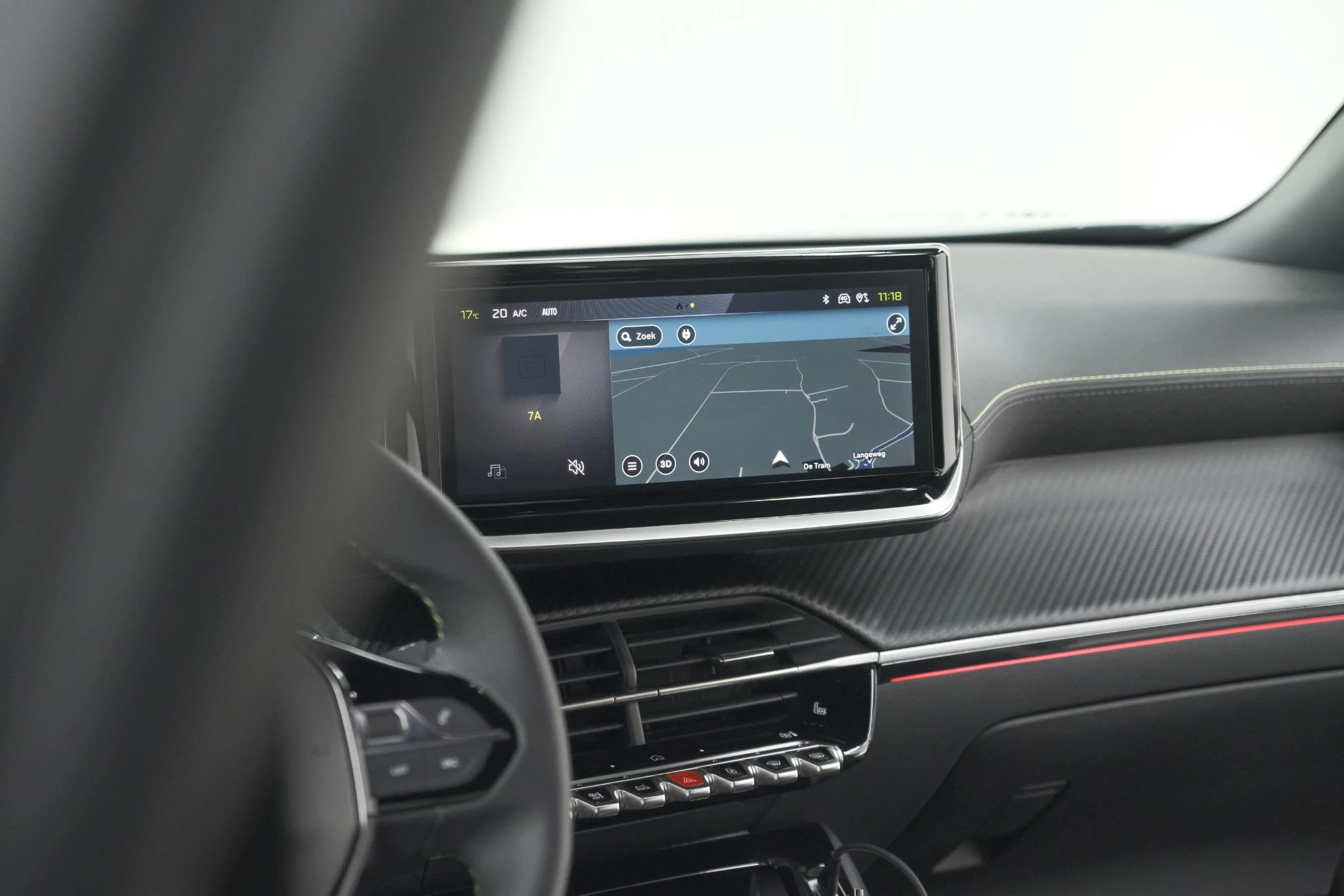 Hoofdafbeelding Peugeot e-2008