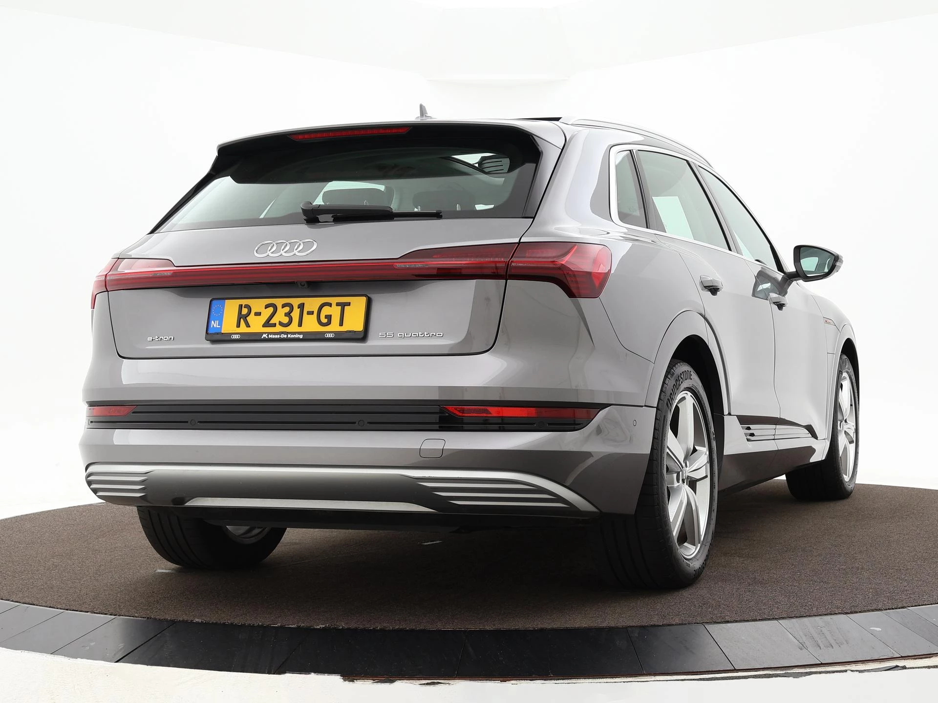 Hoofdafbeelding Audi e-tron