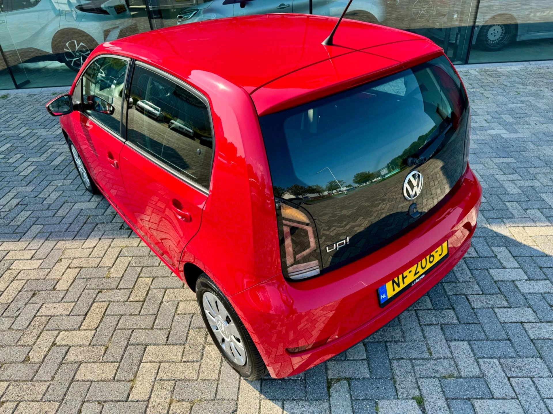 Hoofdafbeelding Volkswagen up!