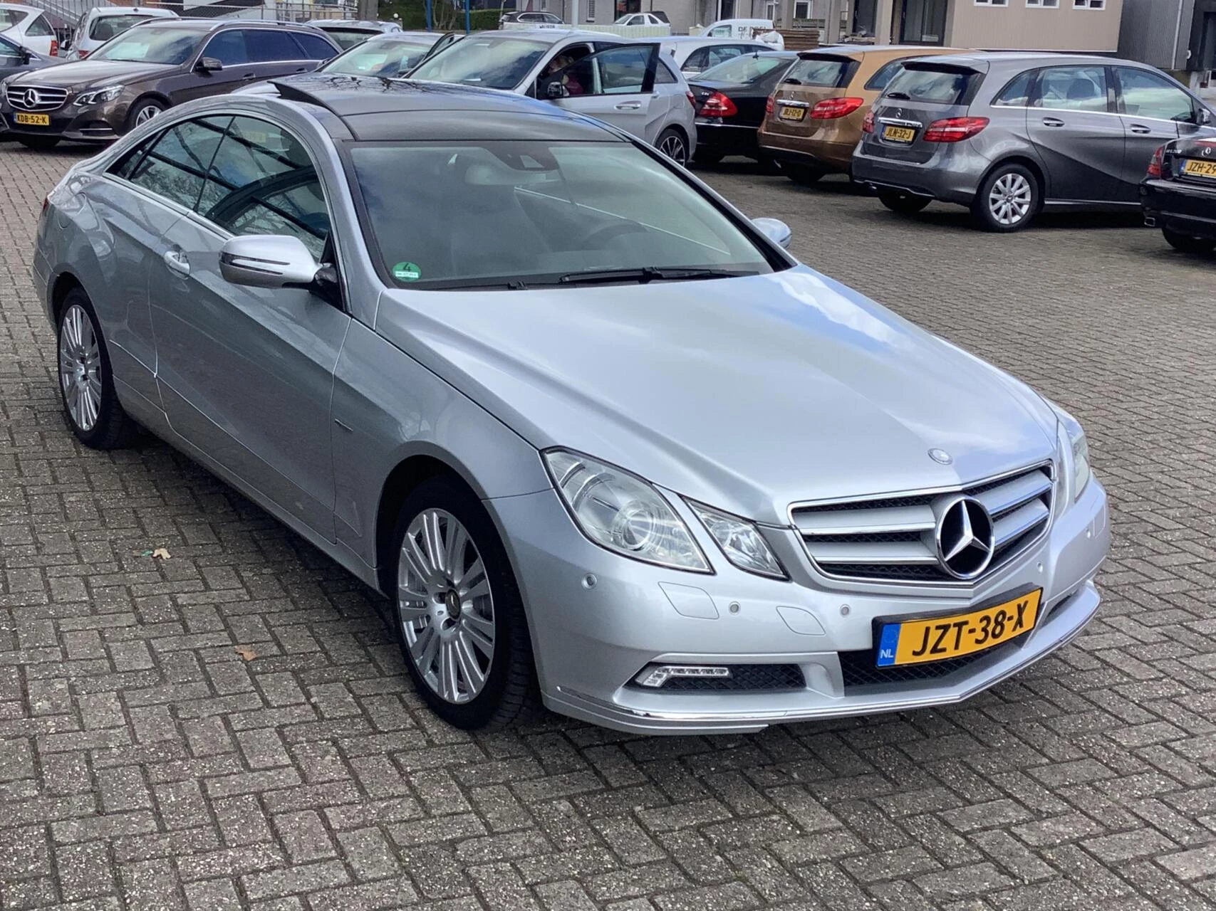Hoofdafbeelding Mercedes-Benz E-Klasse