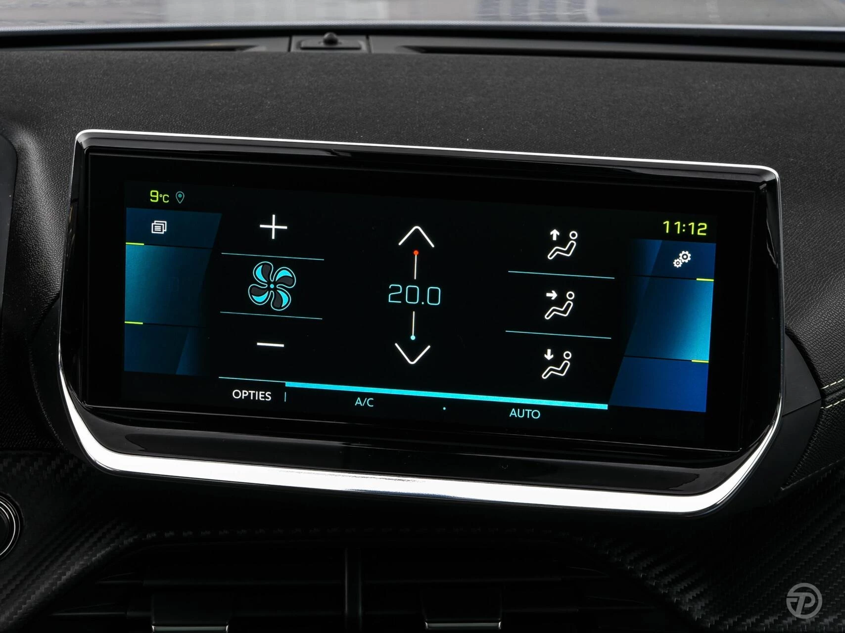 Hoofdafbeelding Peugeot e-2008