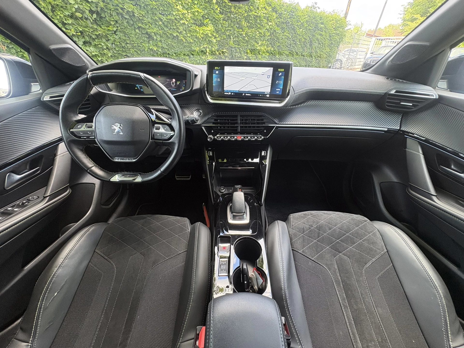 Hoofdafbeelding Peugeot e-208