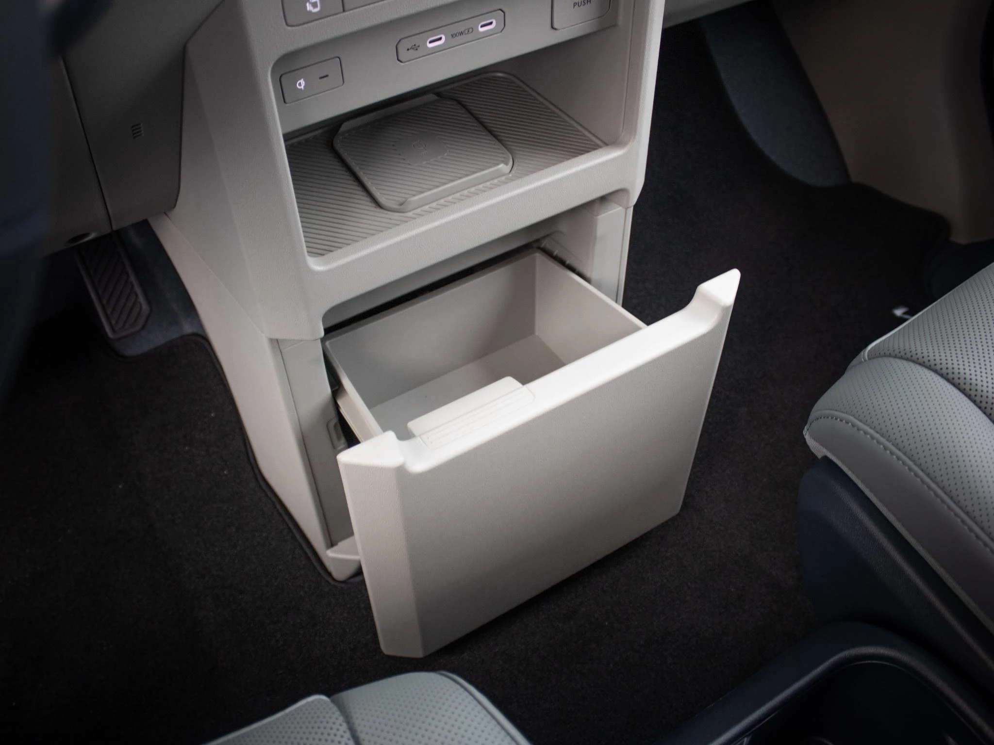 Hoofdafbeelding Kia PV5