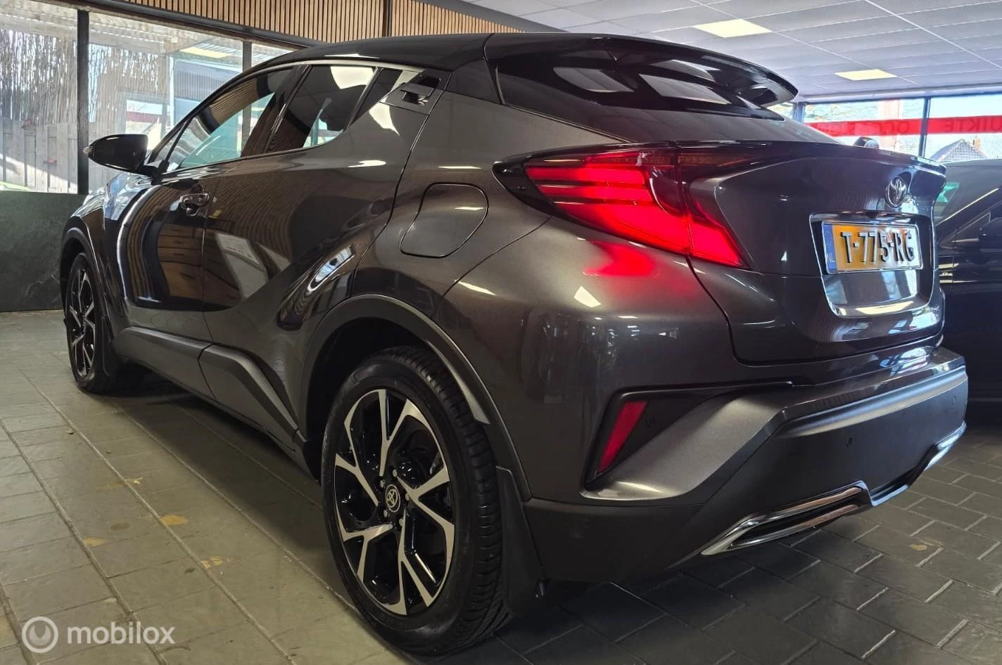 Hoofdafbeelding Toyota C-HR