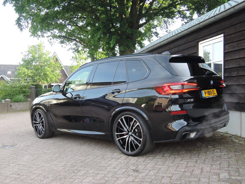 Hoofdafbeelding BMW X5