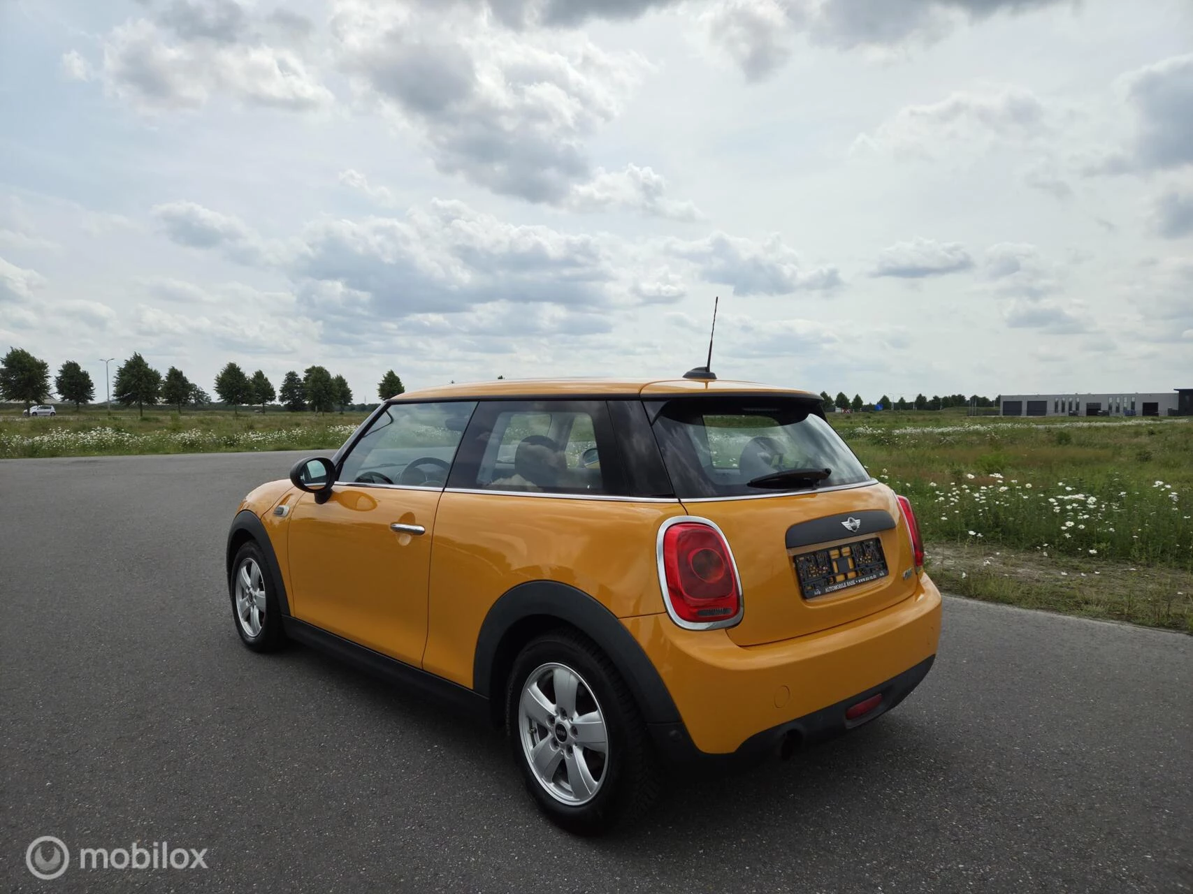 Hoofdafbeelding MINI One