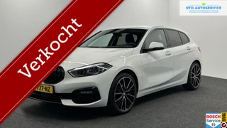 BMW 1-serie 118i Essential High Executve ECC LM CRUISE NAVI