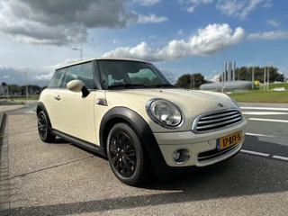 MINI Cooper 1.6 COOPER CHILI