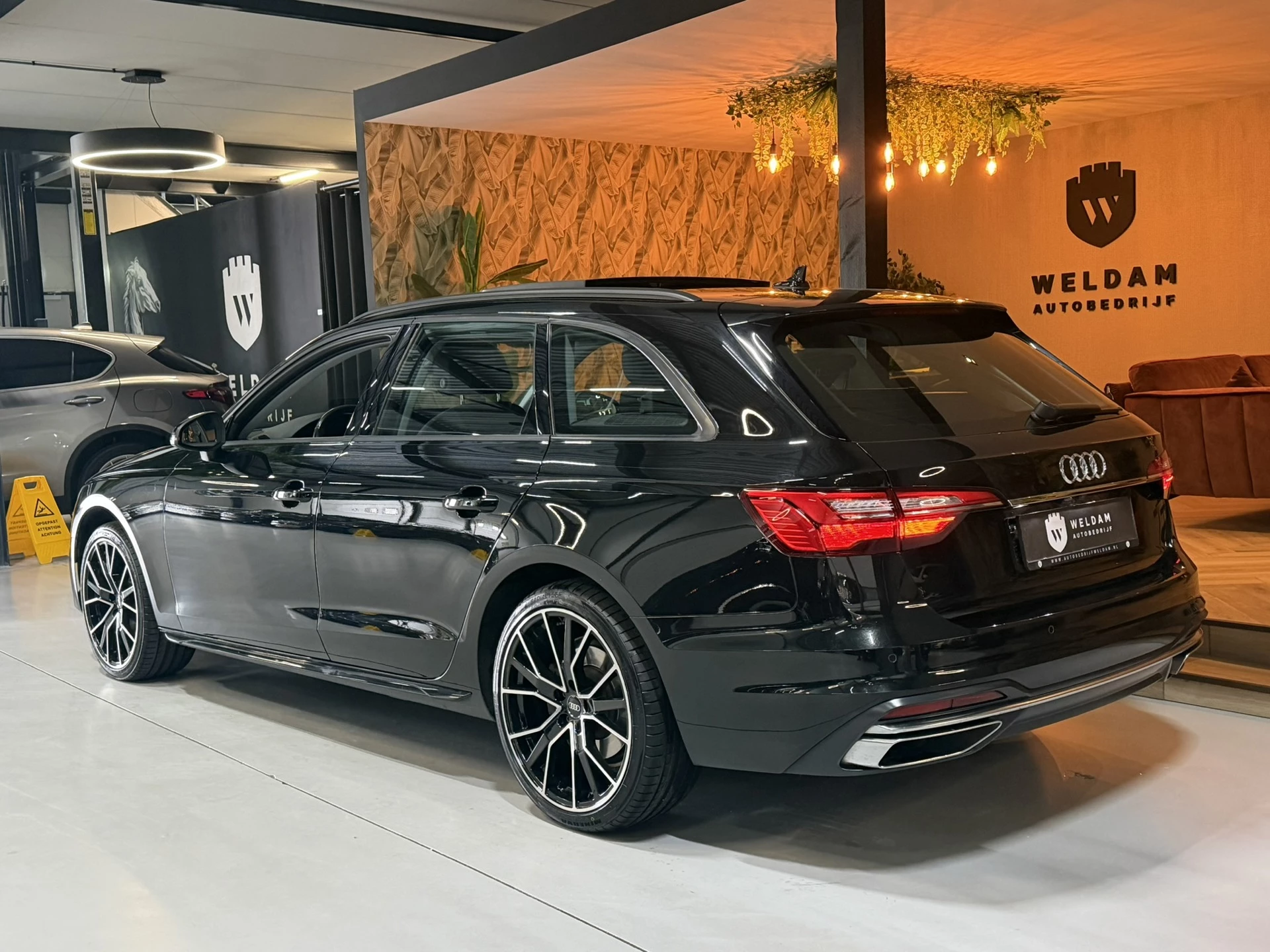 Hoofdafbeelding Audi A4