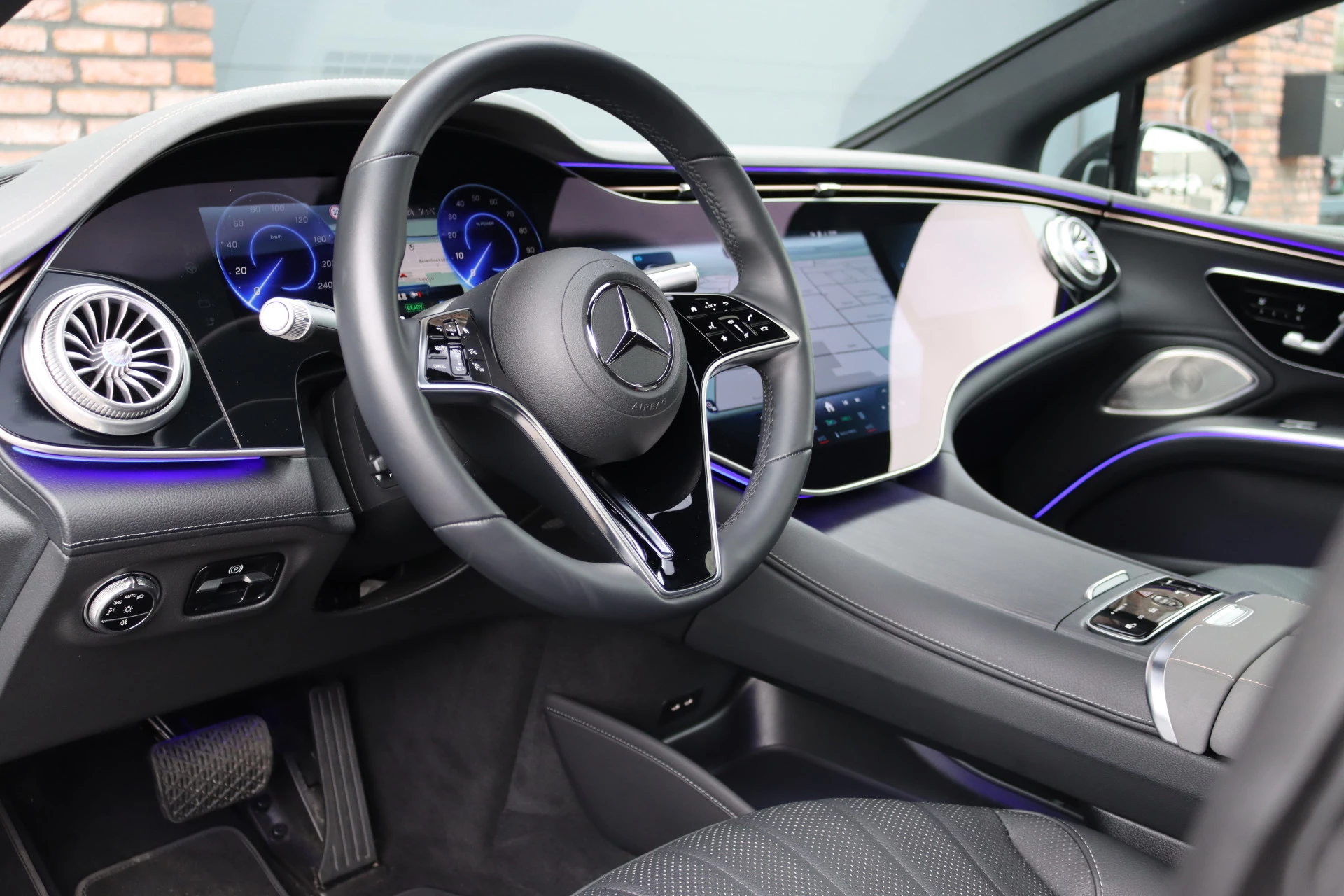 Hoofdafbeelding Mercedes-Benz EQS