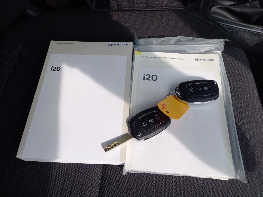 Hoofdafbeelding Hyundai i20