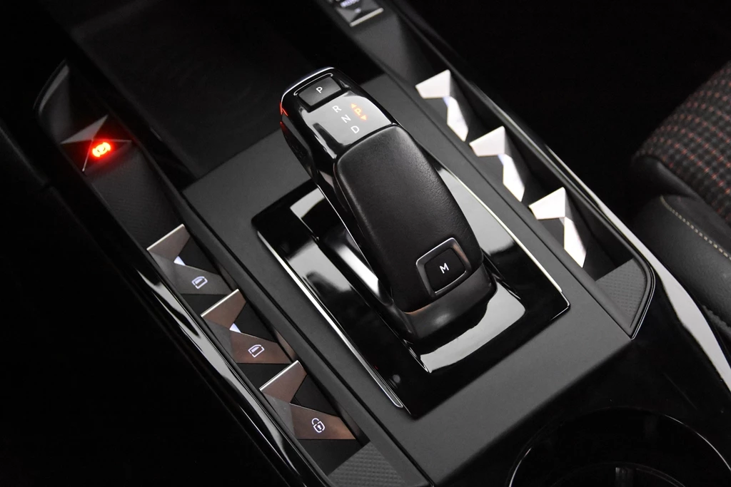 Hoofdafbeelding DS DS 3