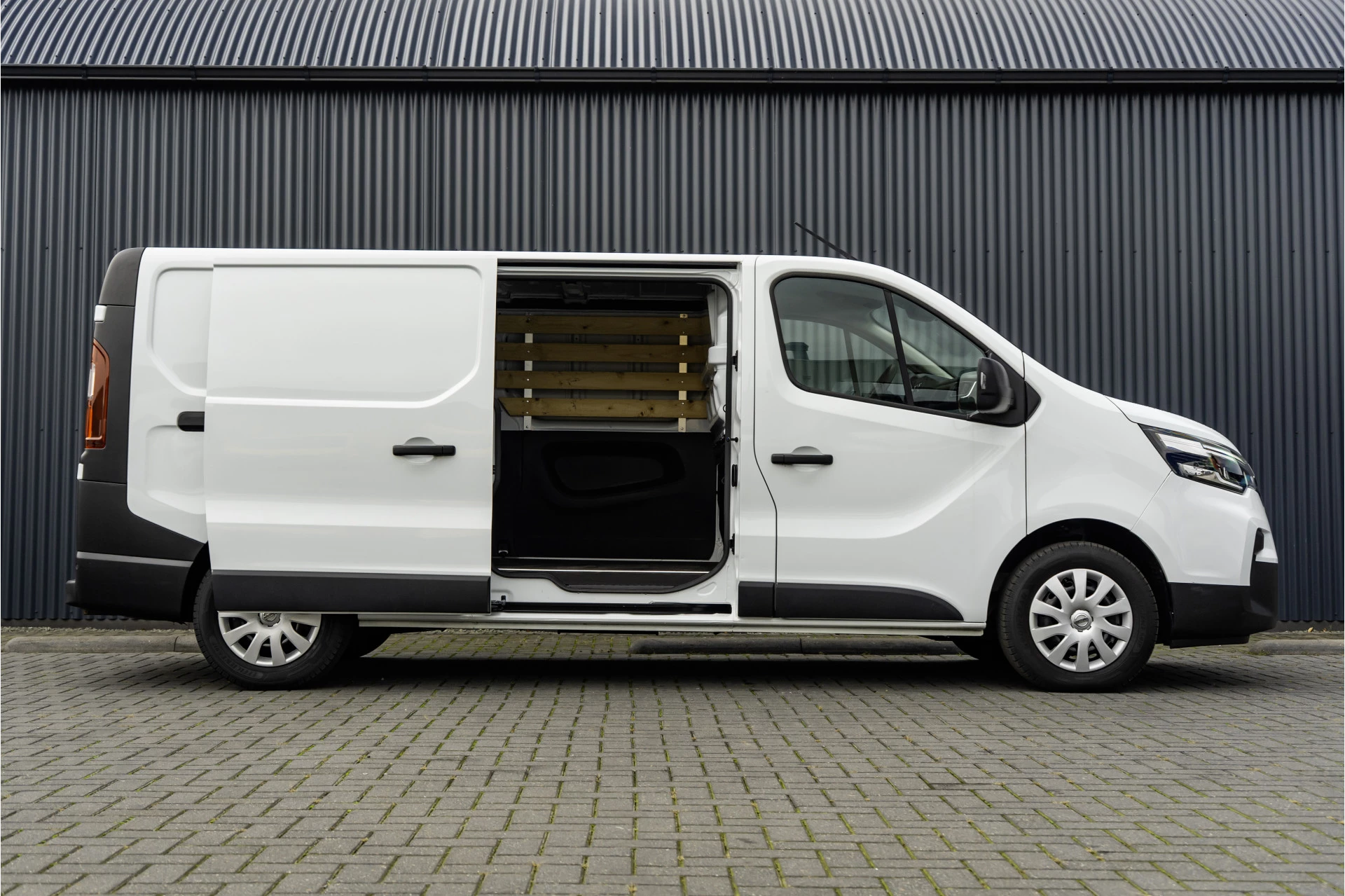 Hoofdafbeelding Nissan Primastar