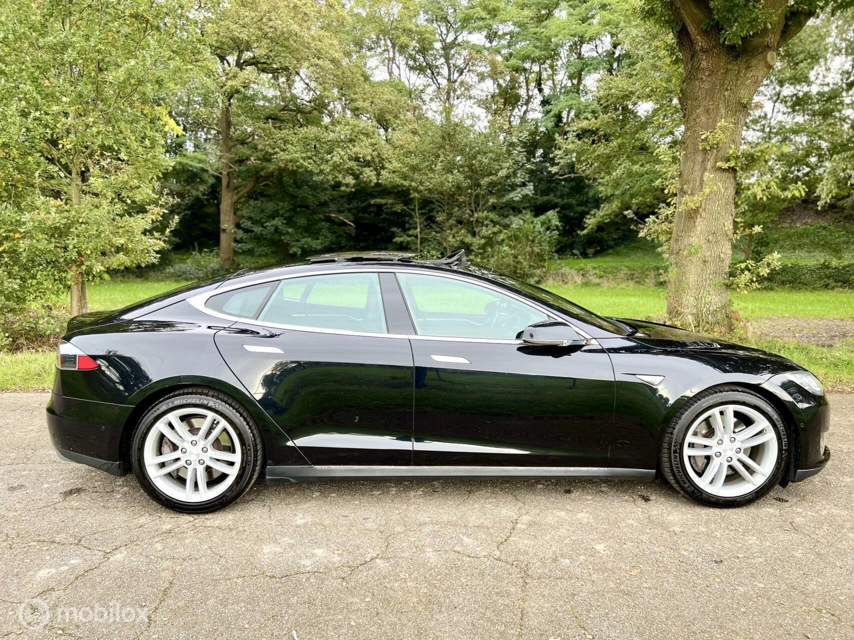 Hoofdafbeelding Tesla Model S