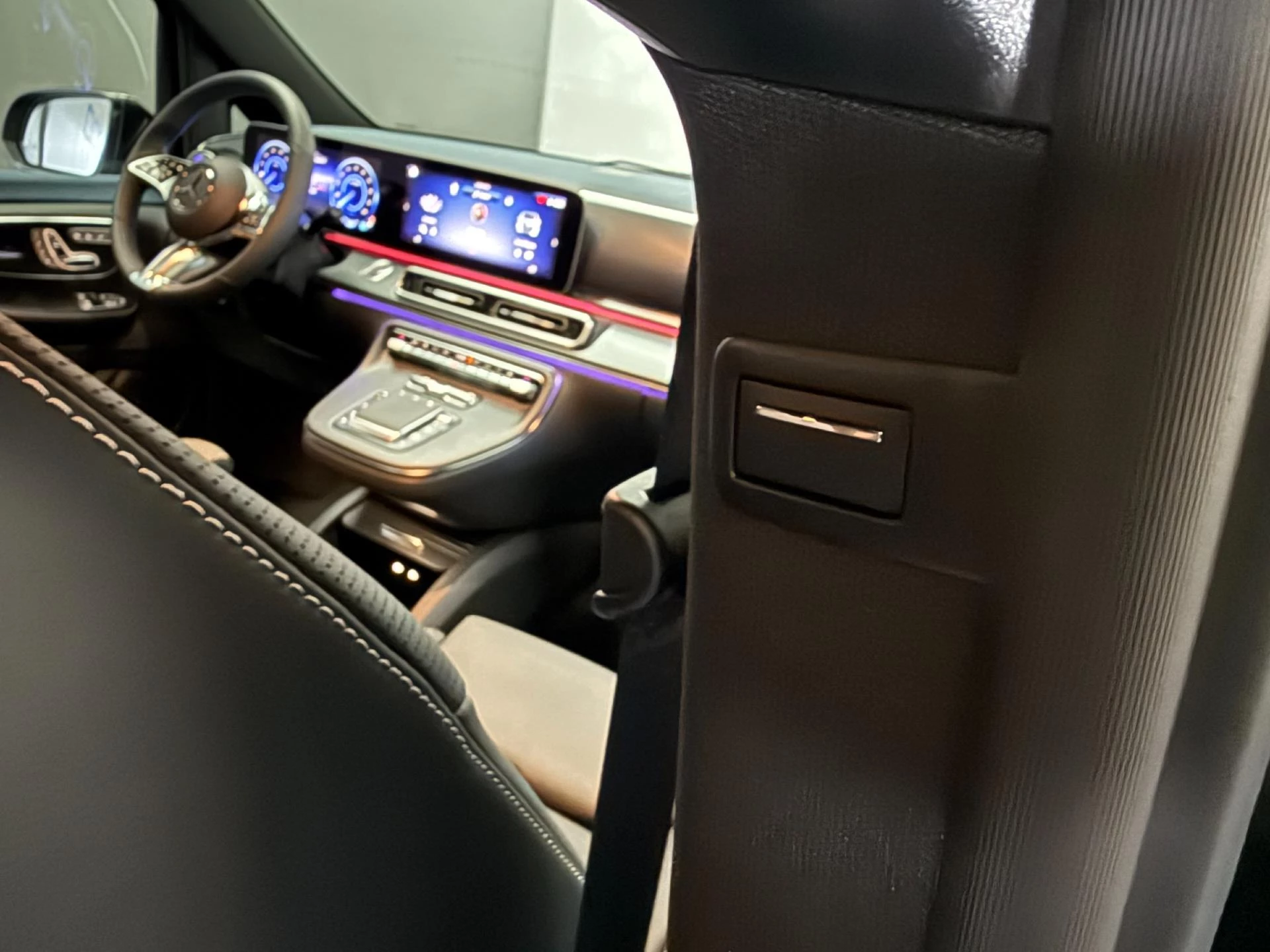 Hoofdafbeelding Mercedes-Benz EQV