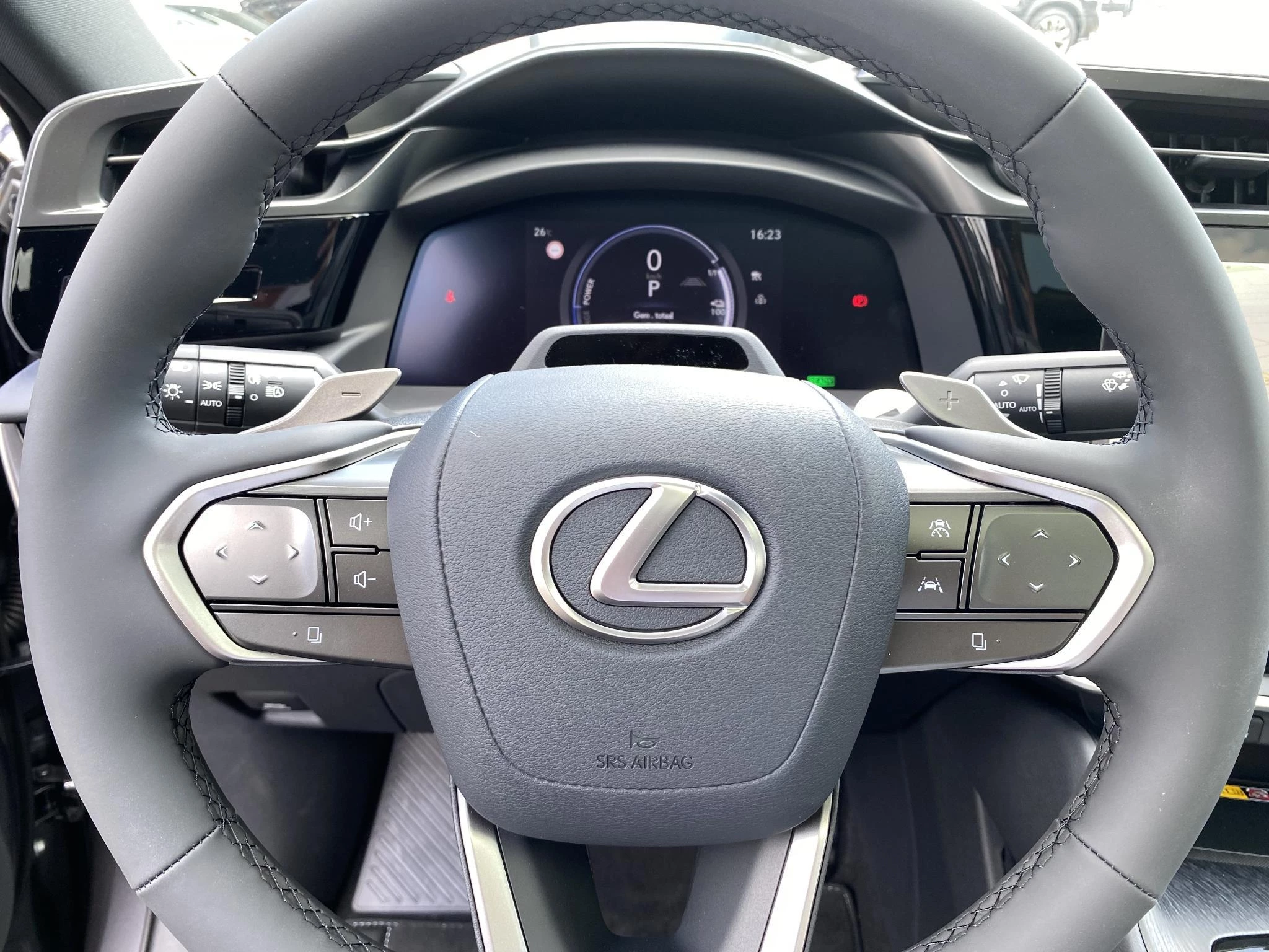 Hoofdafbeelding Lexus RZ