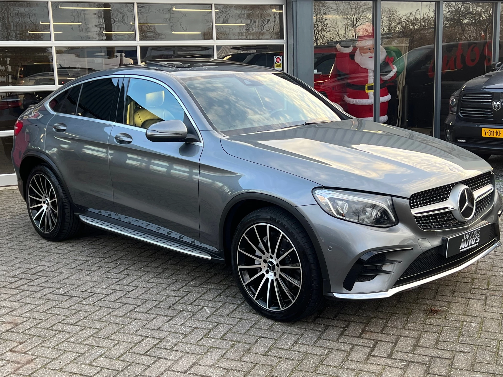 Hoofdafbeelding Mercedes-Benz GLC
