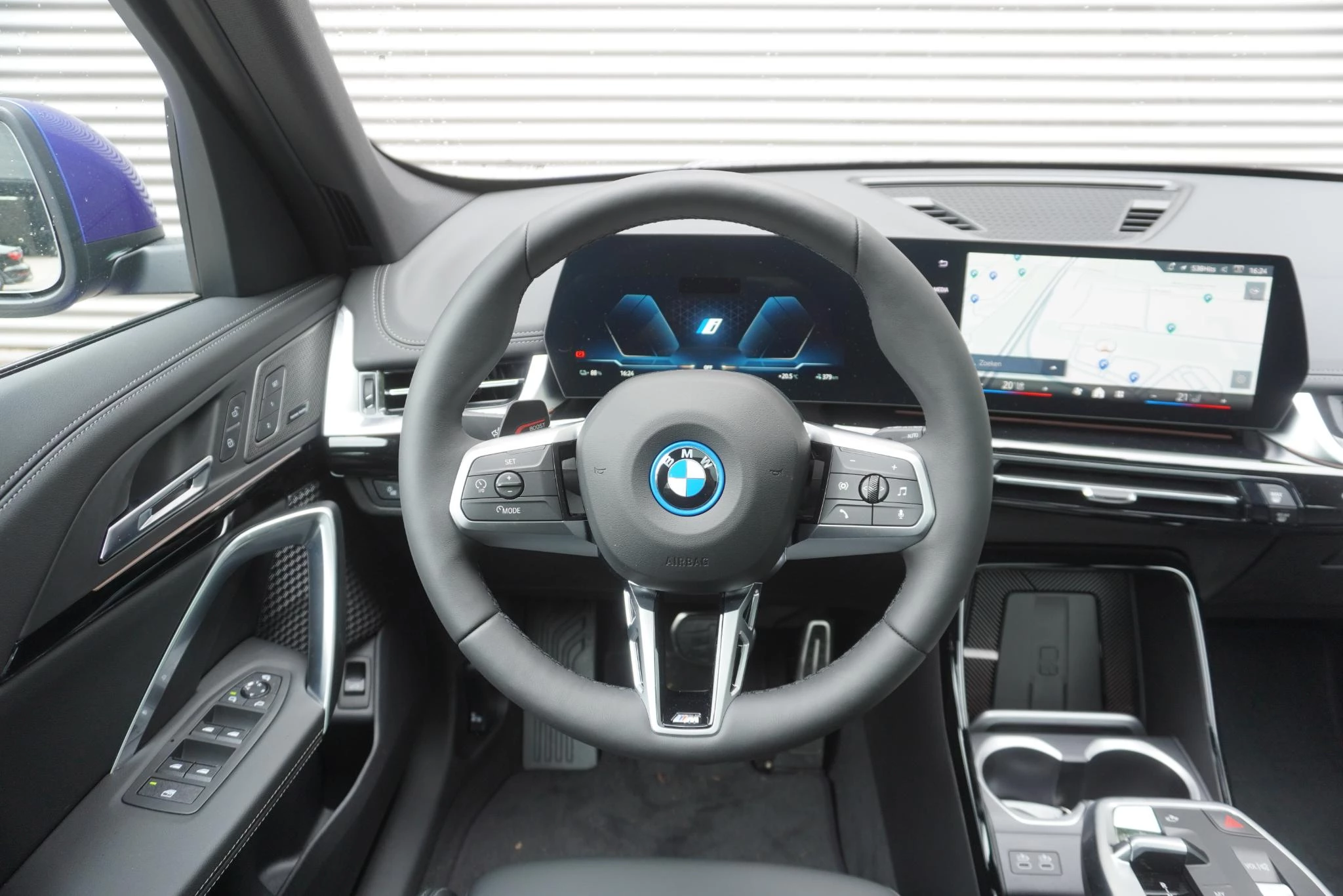 Hoofdafbeelding BMW iX1