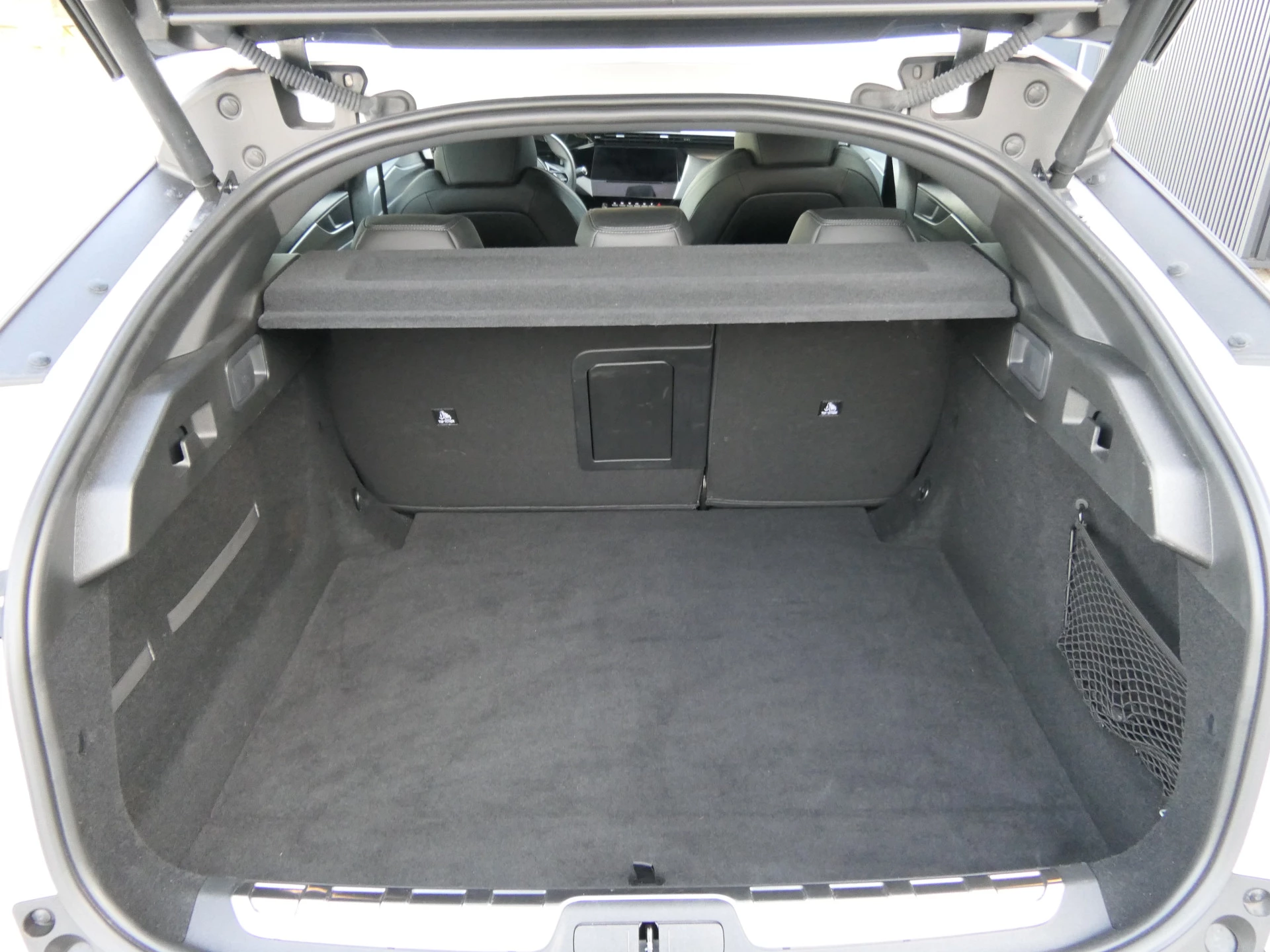 Hoofdafbeelding Peugeot 408