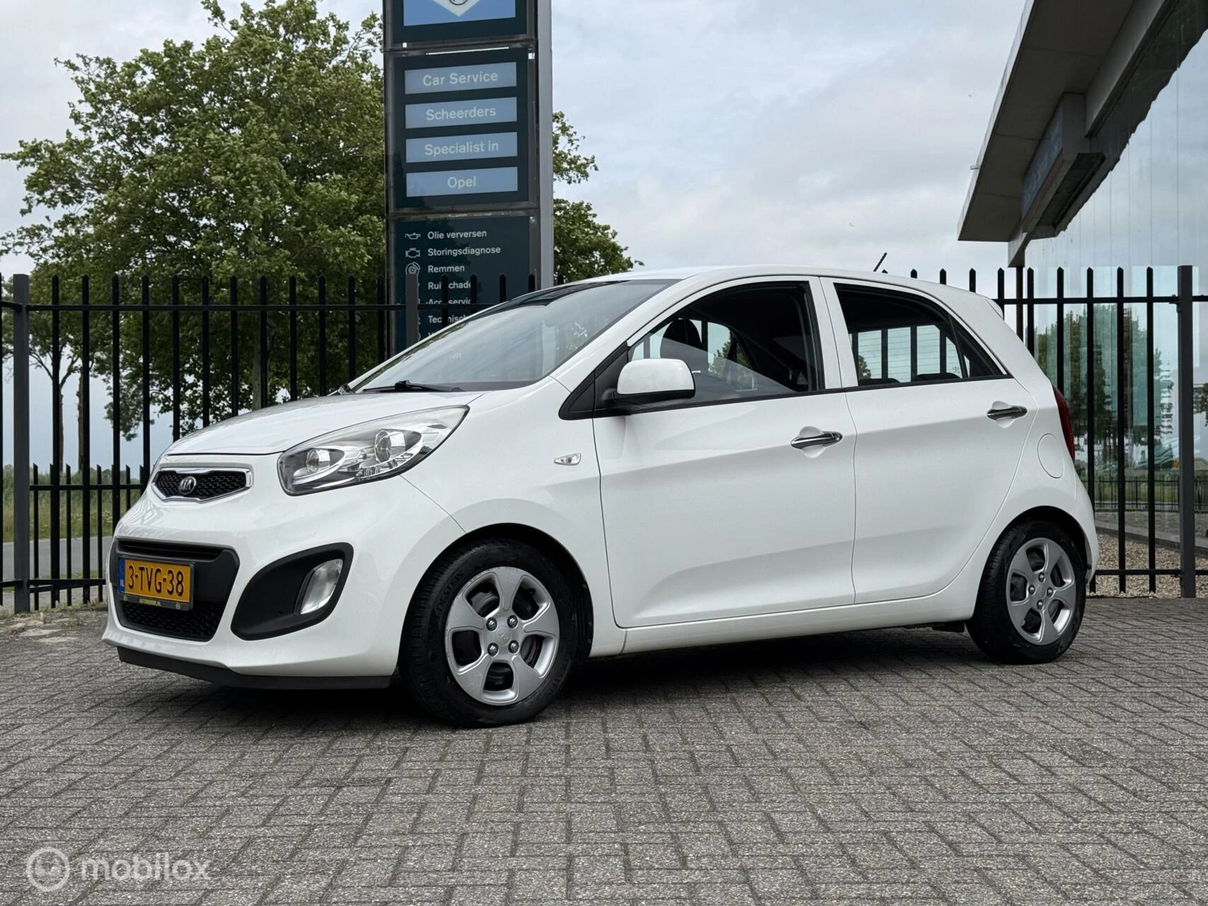 Hoofdafbeelding Kia Picanto