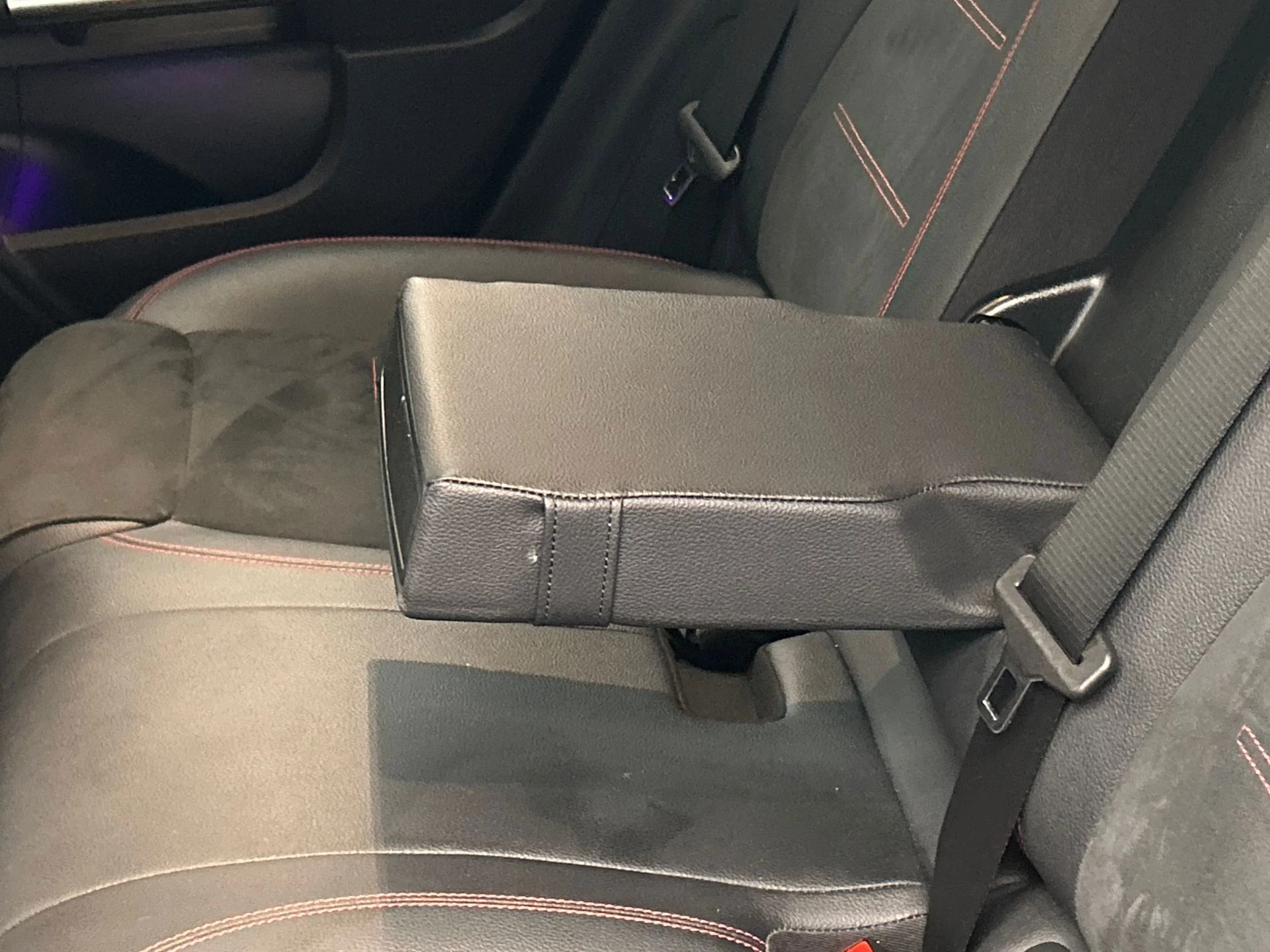 Hoofdafbeelding Mercedes-Benz EQA