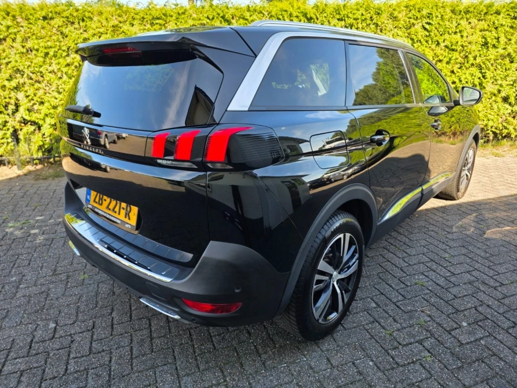Hoofdafbeelding Peugeot 5008