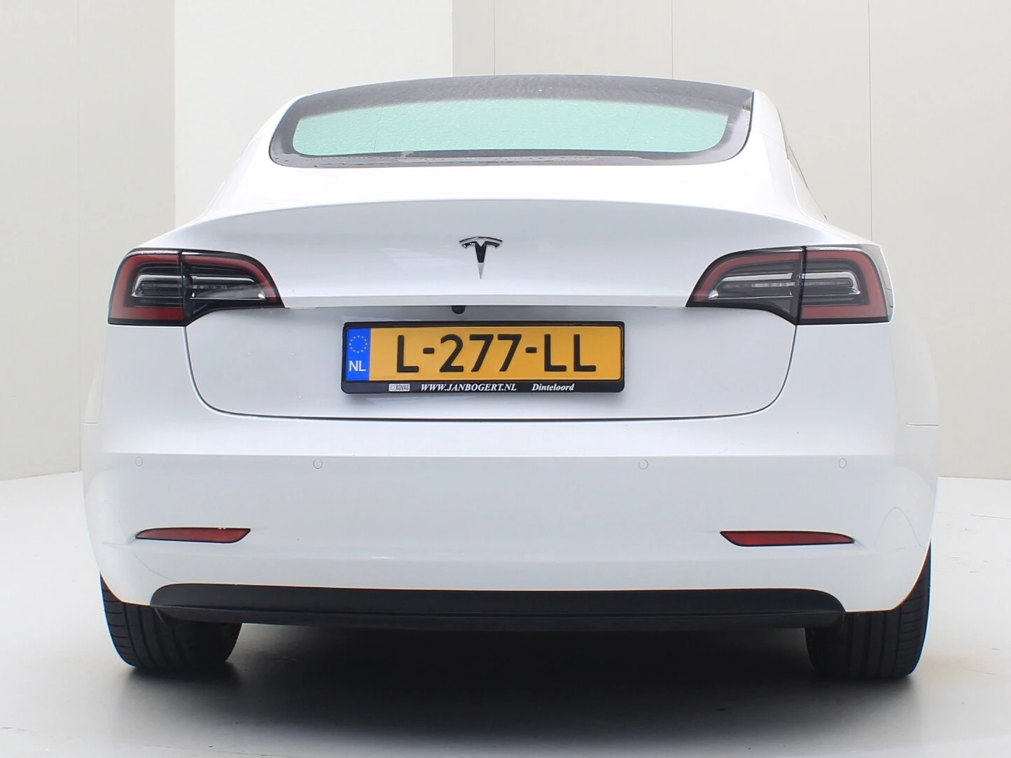 Hoofdafbeelding Tesla Model 3