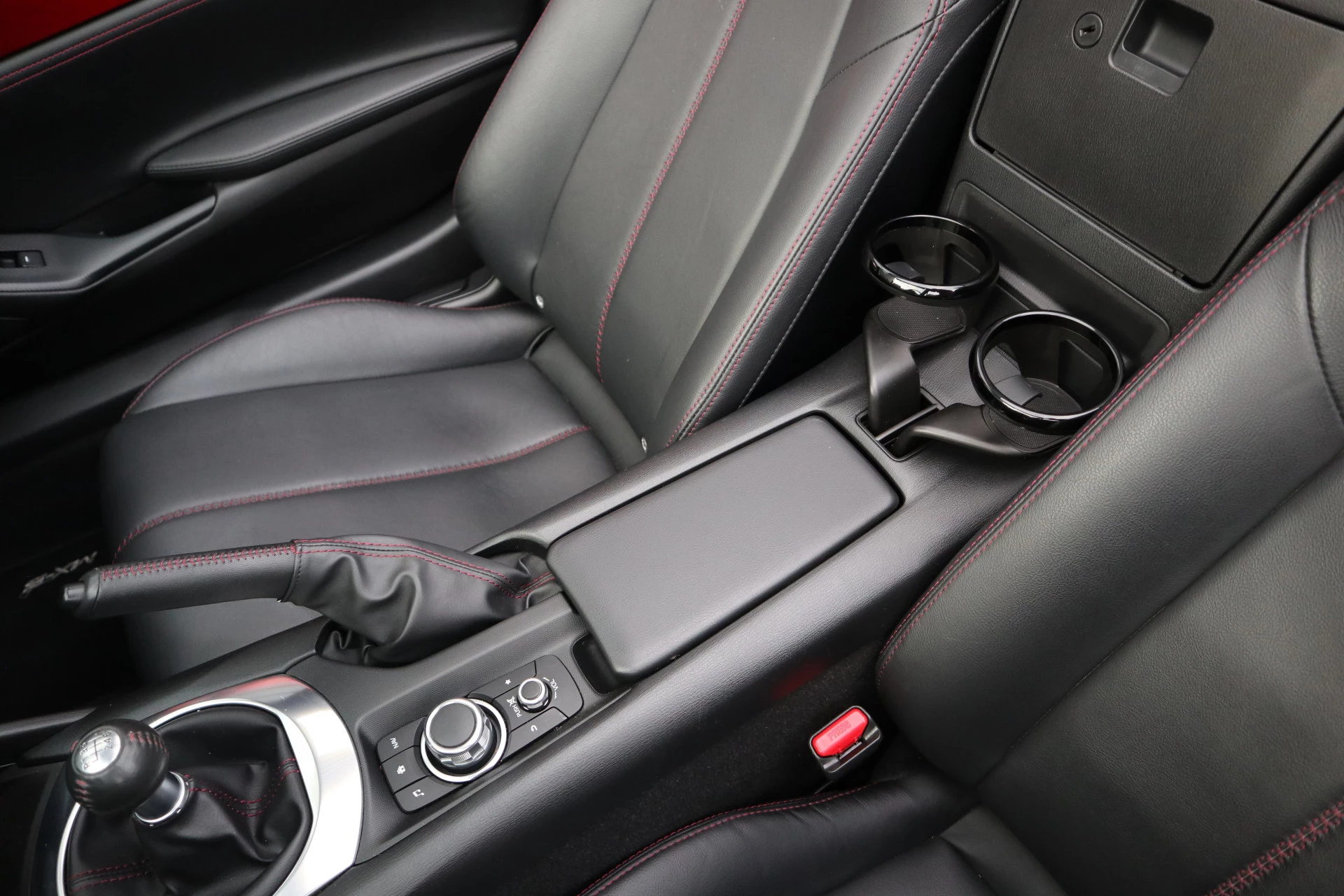 Hoofdafbeelding Mazda MX-5