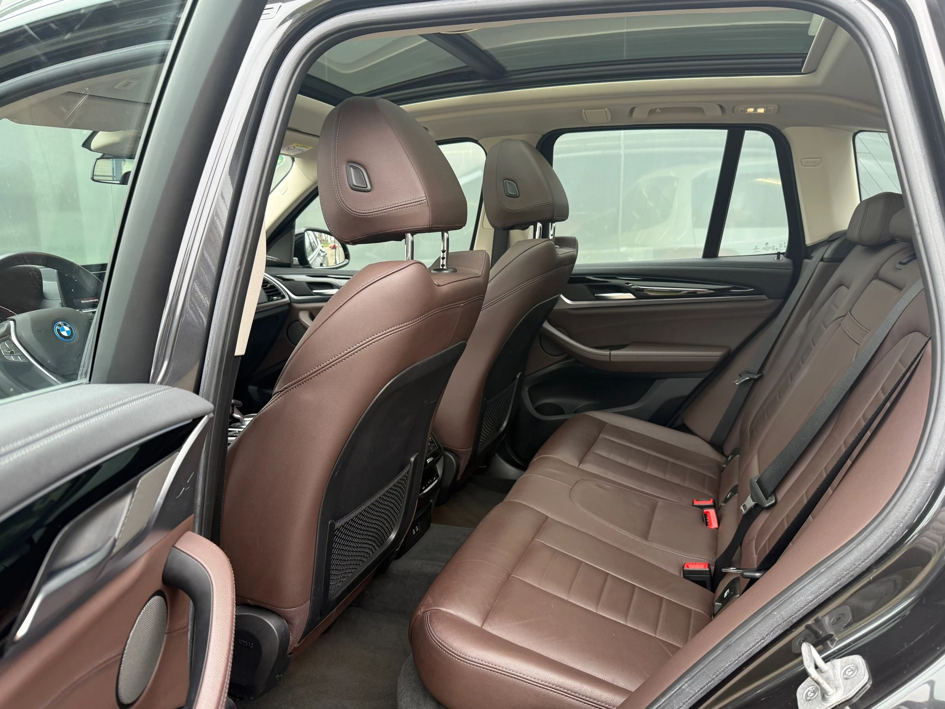 Hoofdafbeelding BMW iX3