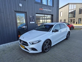 Hoofdafbeelding Mercedes-Benz A-Klasse Mercedes A-klasse 160 Advantage|AMG|Virtual cockpit|Stoelver|