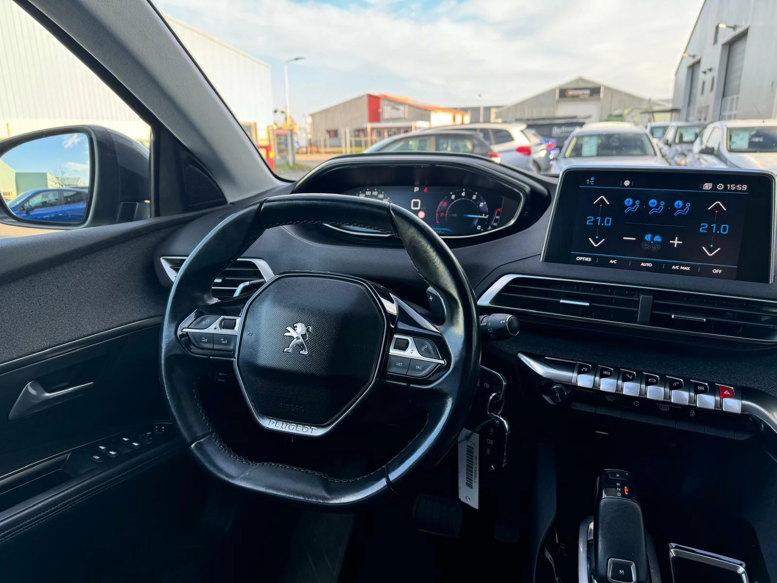 Hoofdafbeelding Peugeot 5008
