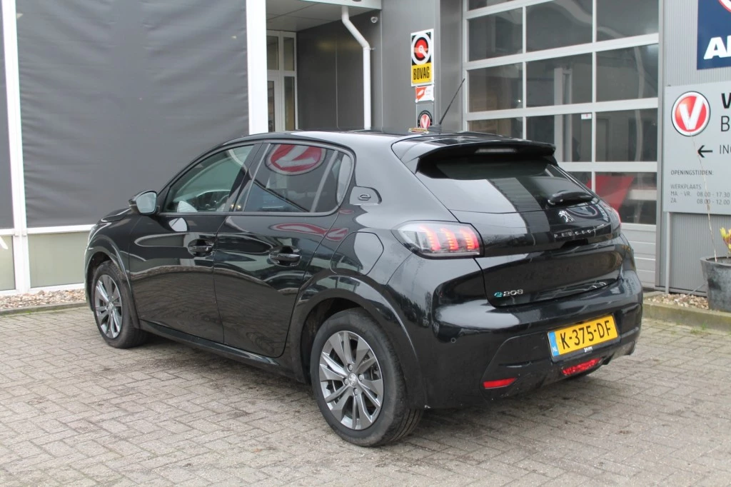 Hoofdafbeelding Peugeot e-208
