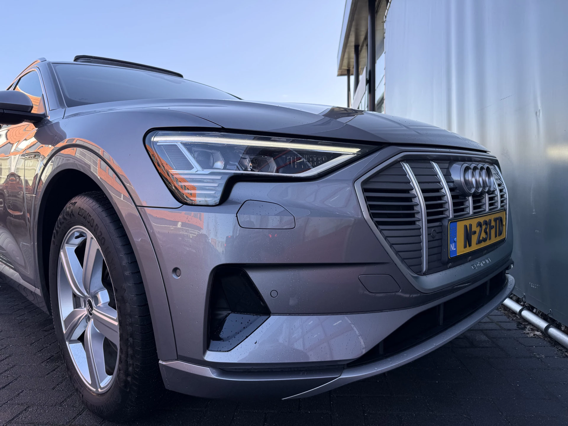 Hoofdafbeelding Audi e-tron