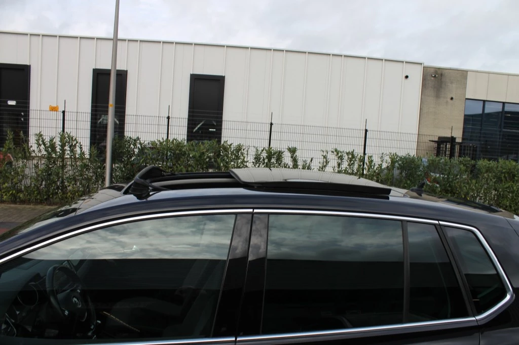 Hoofdafbeelding Volkswagen Golf Sportsvan