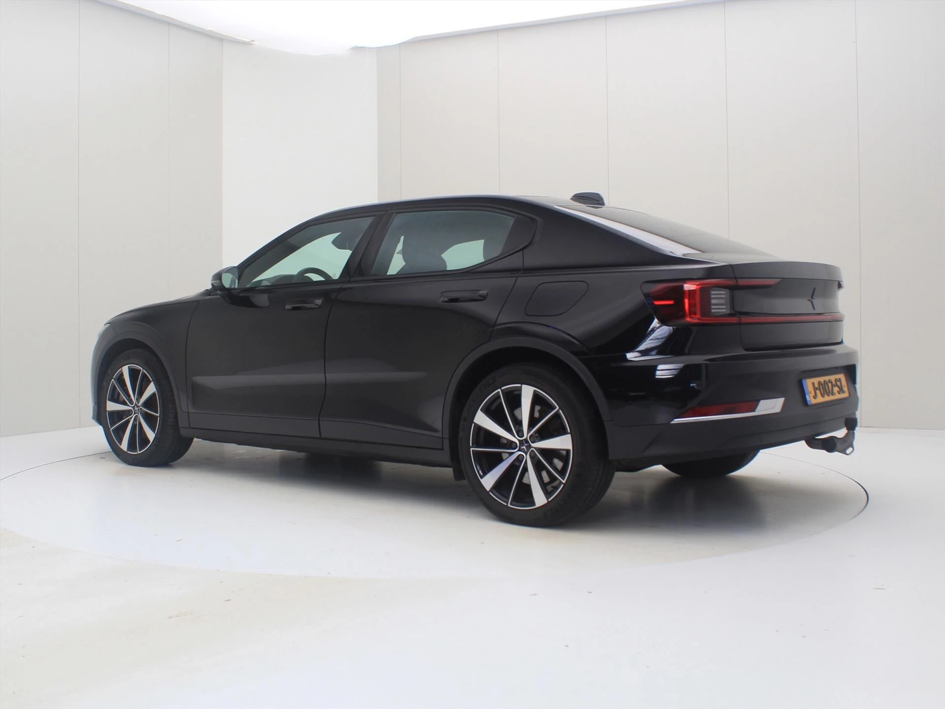 Hoofdafbeelding Polestar 2