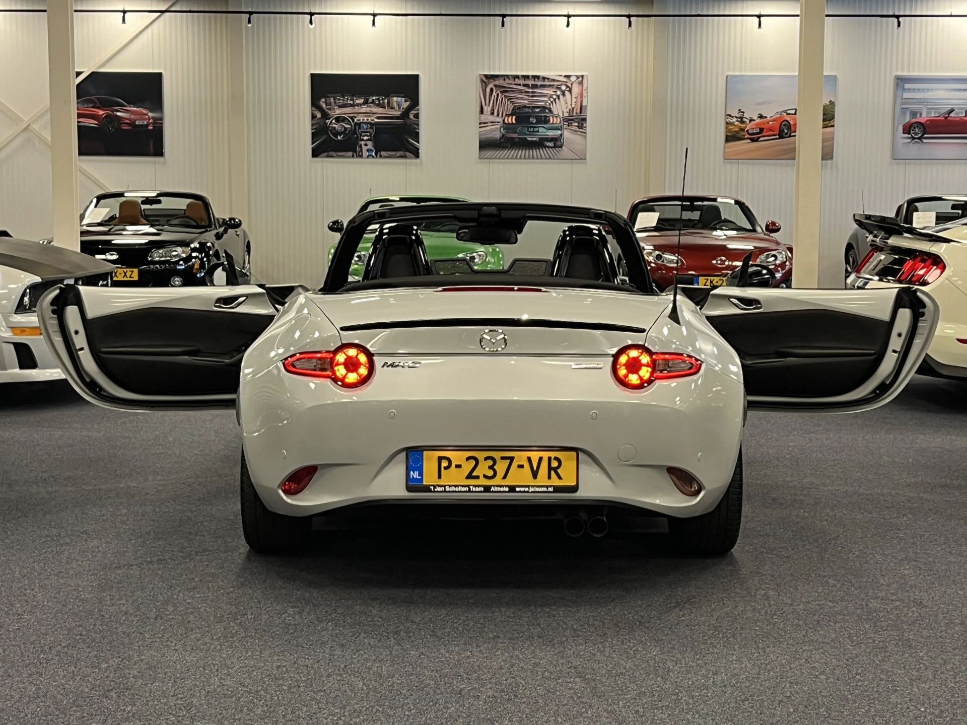 Hoofdafbeelding Mazda MX-5