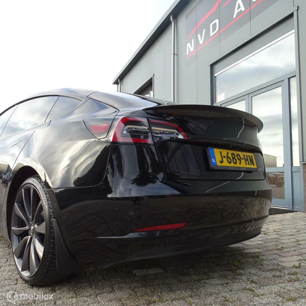 Hoofdafbeelding Tesla Model 3