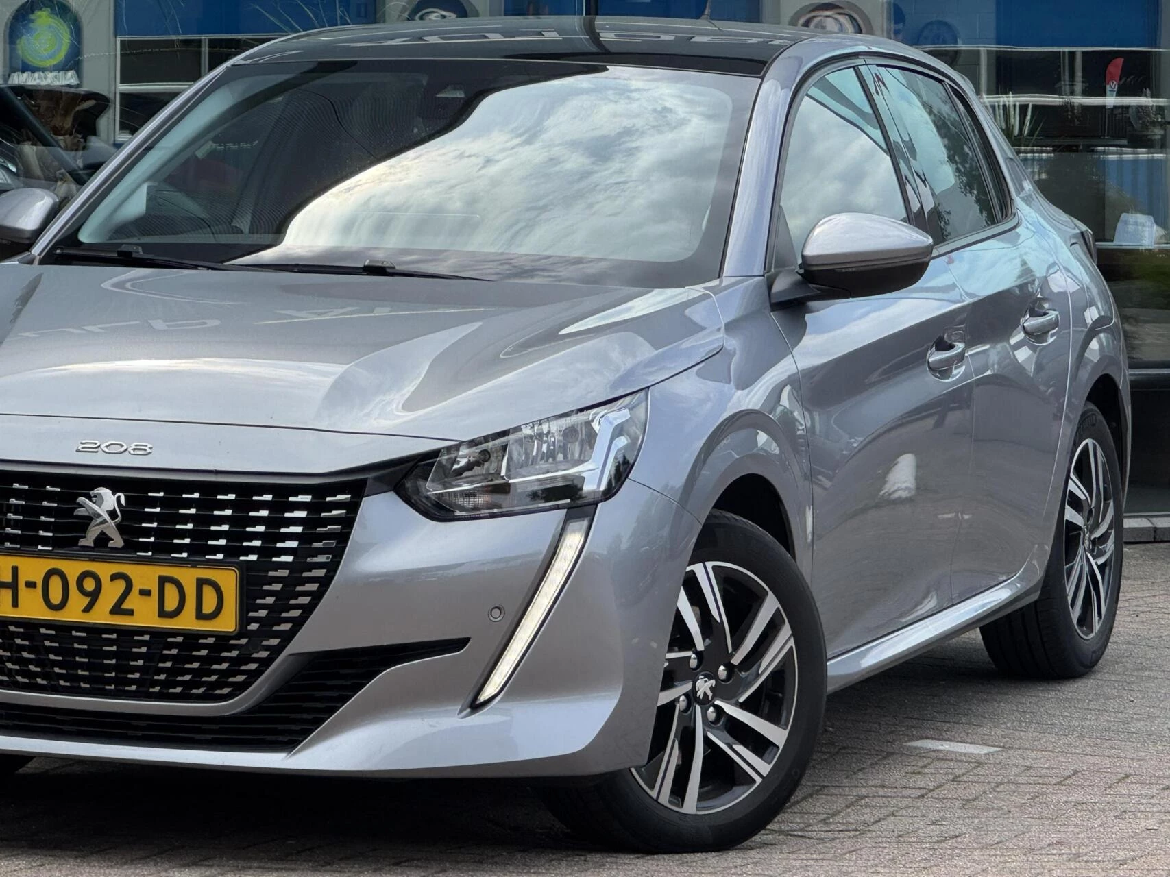 Hoofdafbeelding Peugeot 208
