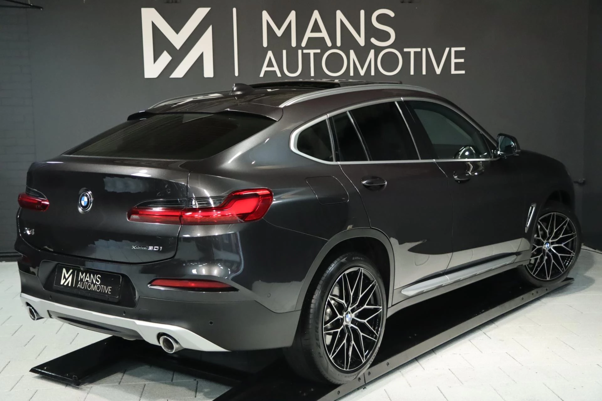Hoofdafbeelding BMW X4