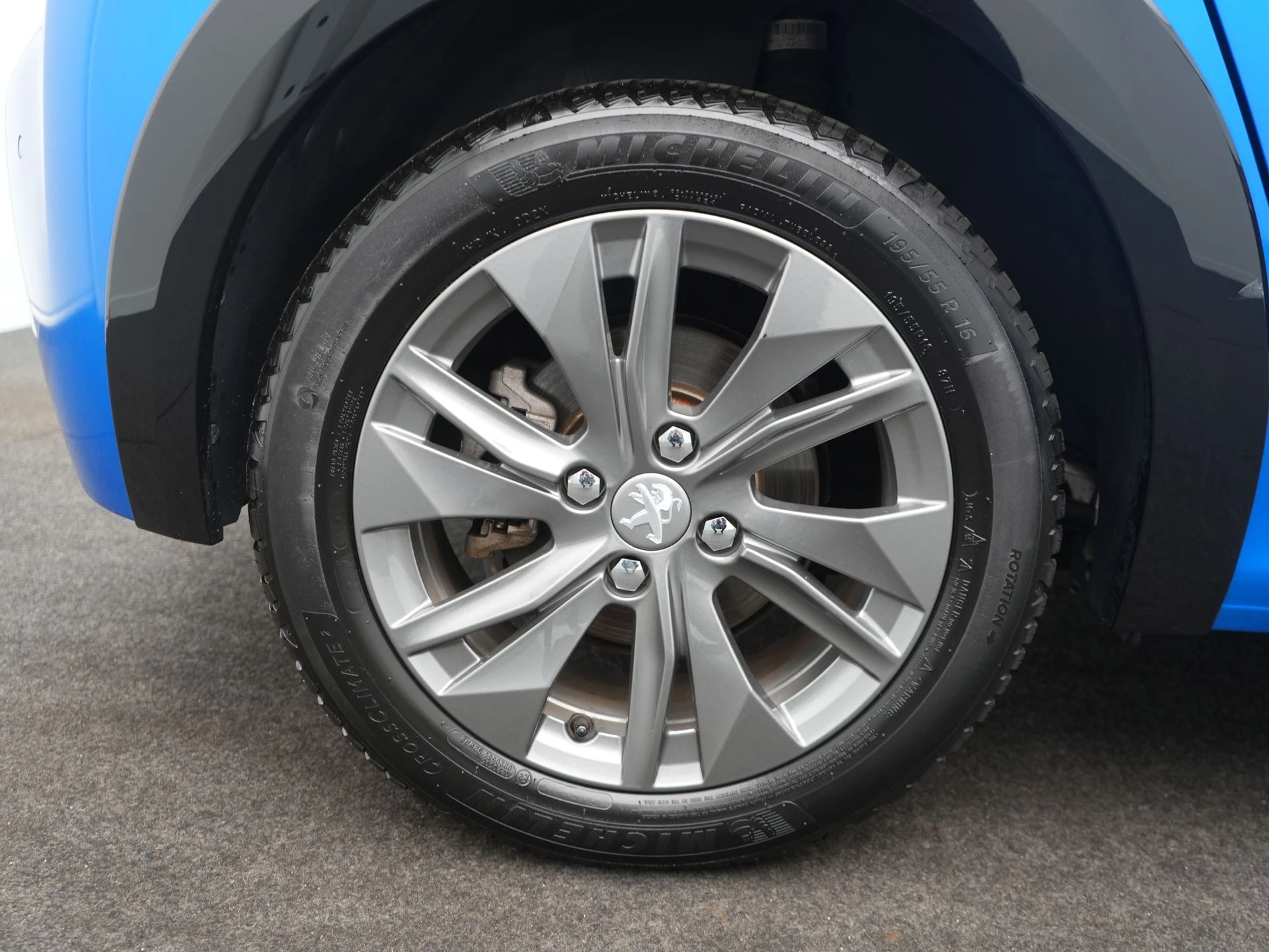 Hoofdafbeelding Peugeot e-208
