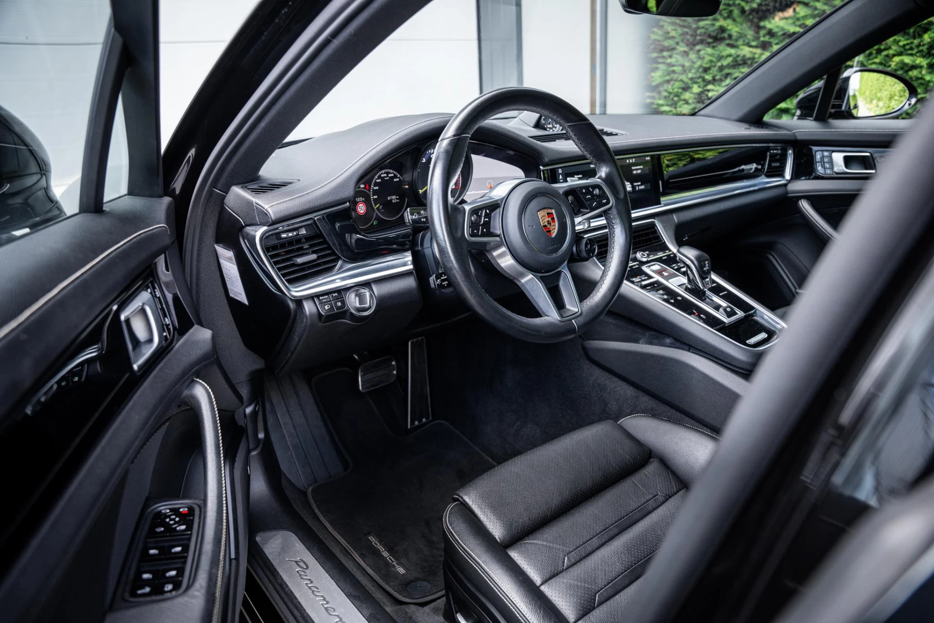 Hoofdafbeelding Porsche Panamera